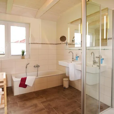 2 Bedroom Stunning In Casa de Férias